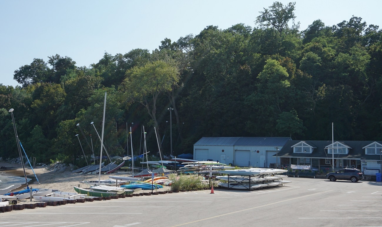 North Shore Yacht Club Commercial Real Estate Agent in Highland Park Commercial Property Management in Highland Park